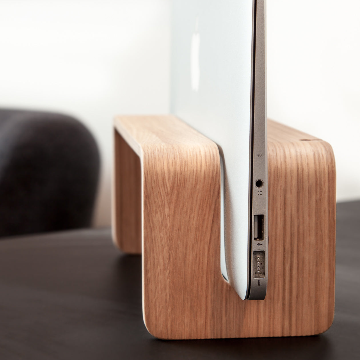 Vertical MacBook Stand